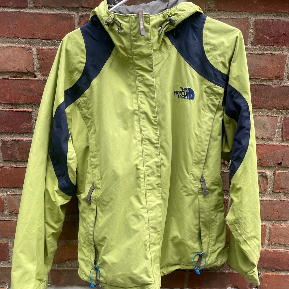 RETRO HYVEX Northface jacket. size medium